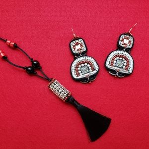 "Haiku" handmade earrings and necklace set